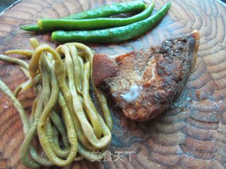 Stir-fried Pork Cheek with Capers recipe