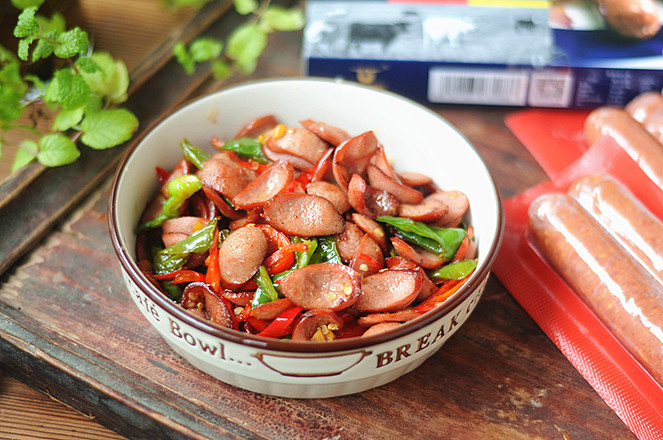 Stir-fried Beef Sausage with Green Red Pepper recipe