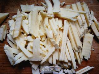 Winter Bamboo Shoots with Red Oil recipe