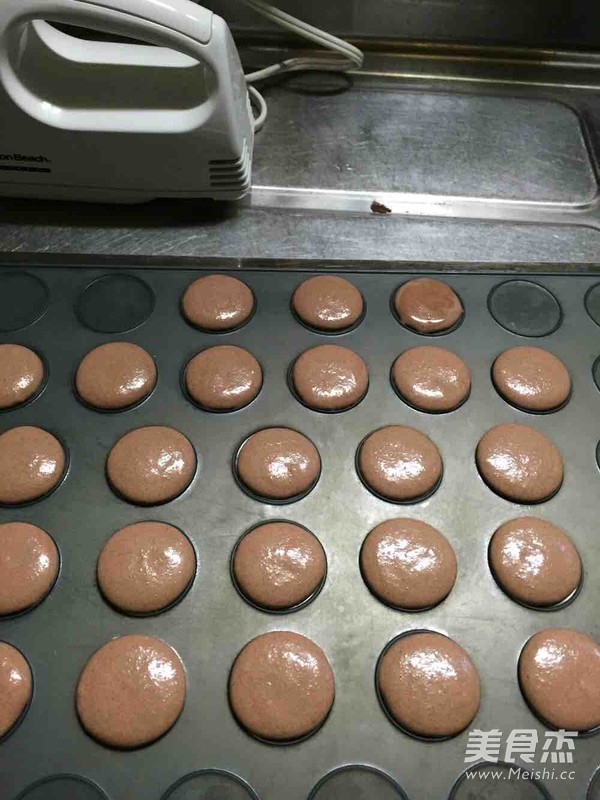 Make Macarons During The Rainy Season recipe