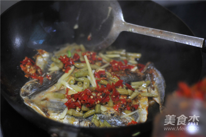 Braised Fish with Capers recipe