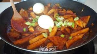 15 Minute Korean Spicy Stir-fried Rice Cake recipe