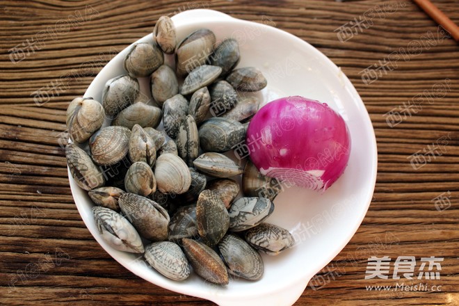 Braised Clams with Wine recipe