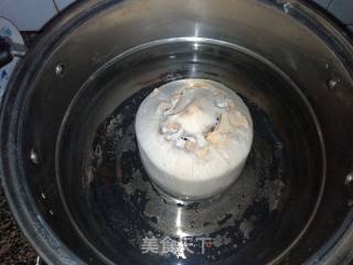 Coconut Stewed Snow Fungus in Syrup recipe