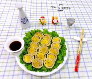 Thousands of Fresh Meat and Salted Egg Yolk Rolls recipe