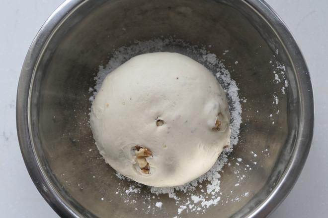 Healthy Longan Walnut Soft European Buns recipe