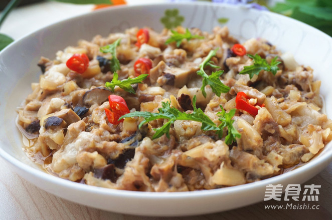 Steamed Meatloaf with Scallop and Mushroom recipe