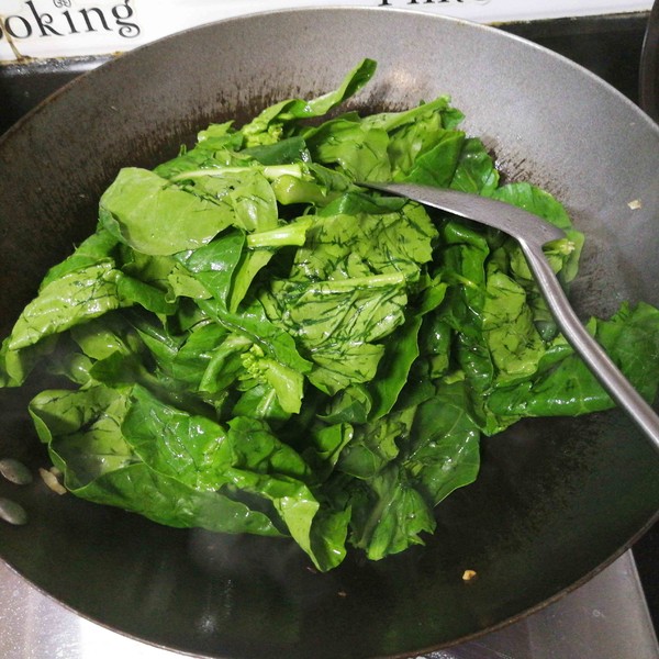 Sautéed Beef with Kale recipe