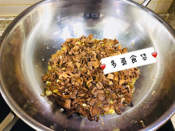 Serving Food ~ Fried Dried Bamboo Shoots with Chili recipe