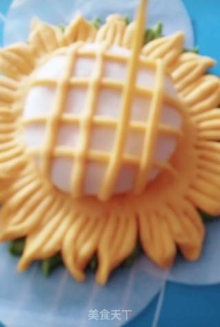 Sunflower Buns with Red Bean Paste recipe