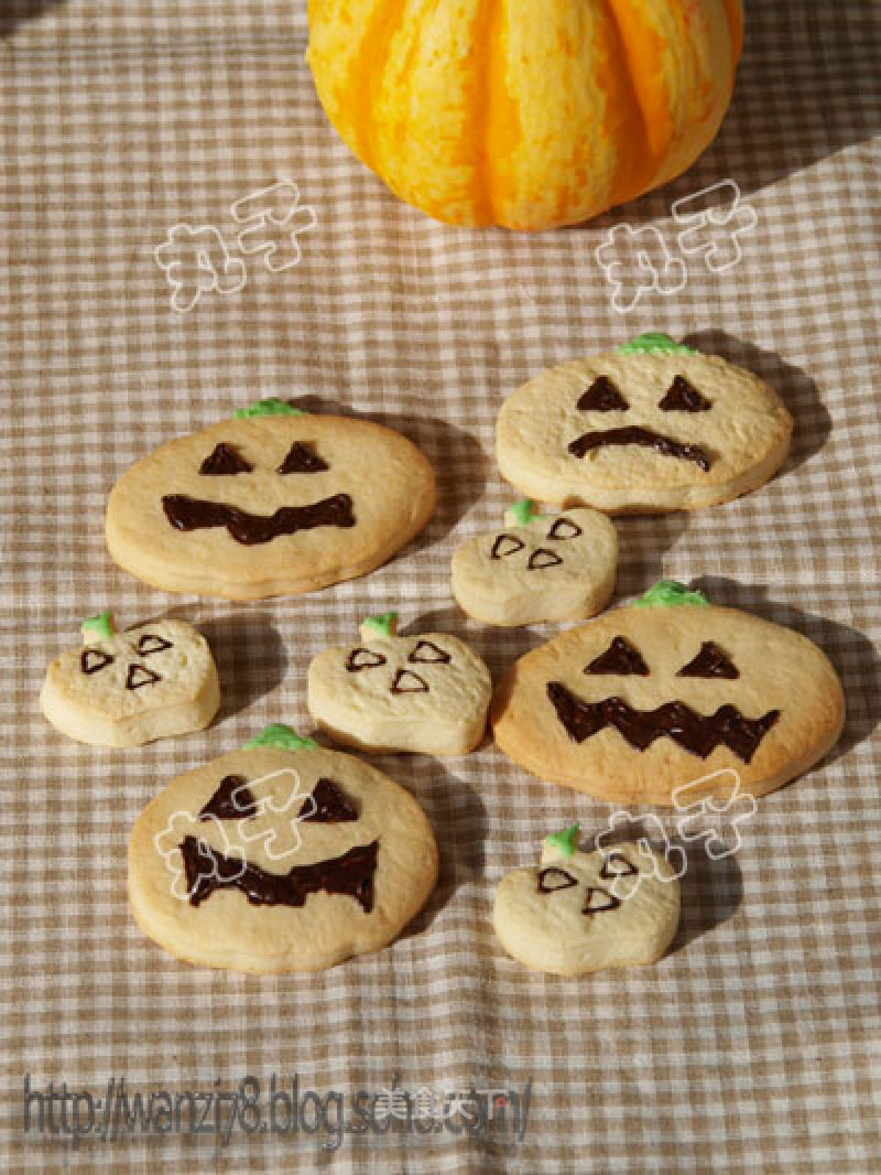 Pumpkin Head Biscuits recipe