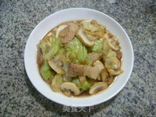 Stir-fried Cabbage with Pork Belly and Mushrooms recipe