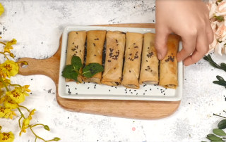 Chinese Traditional Bean Paste Spring Rolls recipe