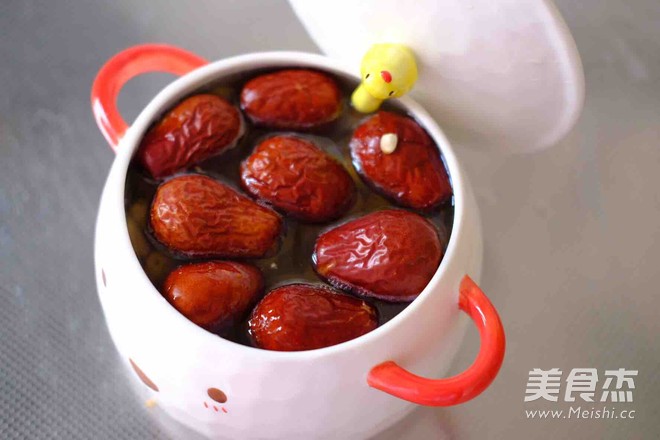 Red Dates, Lotus Seeds and Lily Porridge recipe