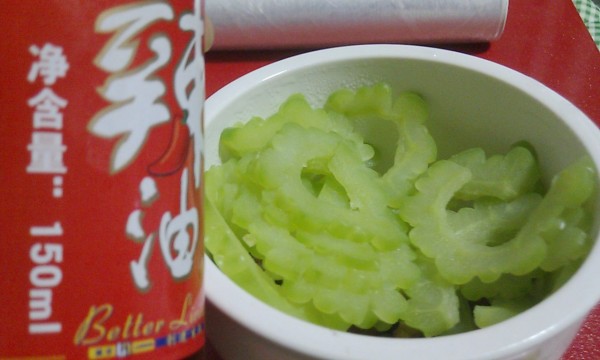 Cold Bitter Gourd and Shiitake Mushrooms recipe