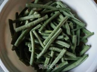Beans with Tahini Sauce recipe