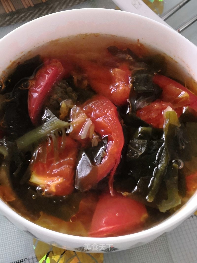 Tomato Sea Vegetable Soup