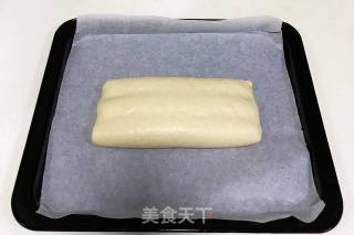 Two-color Coconut Milk Bread recipe