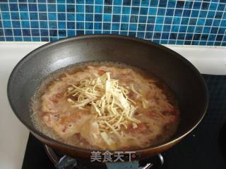 Tomato Simmered Noodles recipe