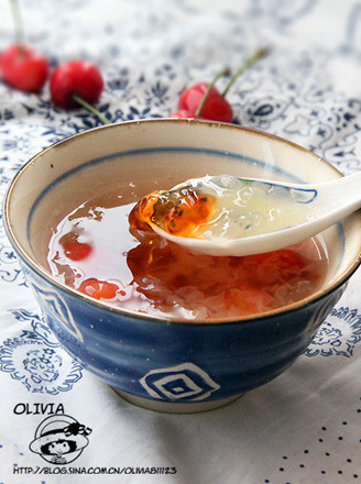 Cherry Peach Gum White Fungus Soup recipe