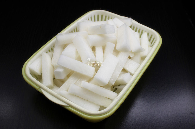 Hot and Sour Radish Sticks recipe