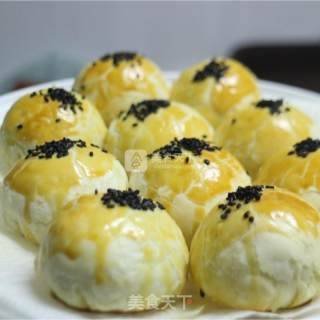 #新良first Baking Competition#su-style Mooncake Golden Leg and Wu Ren Crisp recipe