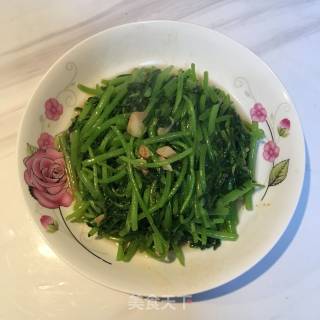 Garlic Chrysanthemum recipe