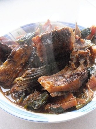 Roasted Dried Fish with Scallions recipe
