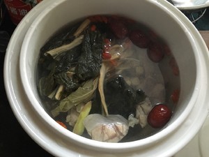 Dried Pork Lung and Vegetable Soup (with Method for Washing Pig Lungs) recipe