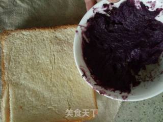 Half A Minute to Make Bread Rolls "purple Sweet Potato Bread Rolls" recipe