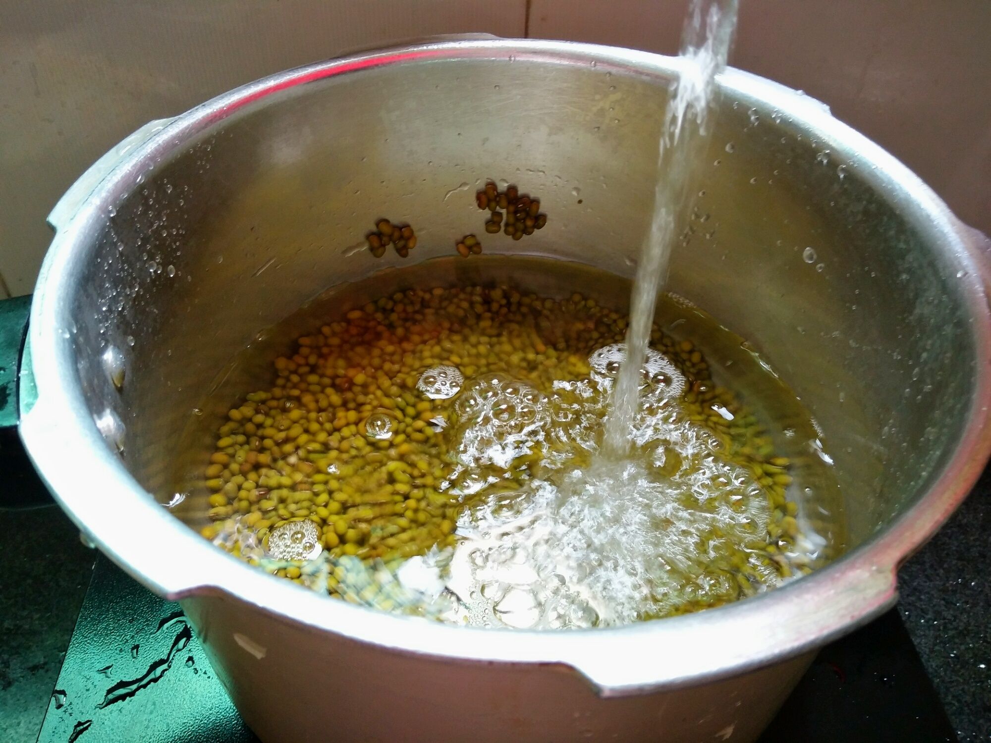 Mung Bean Congee with Taro Balls recipe