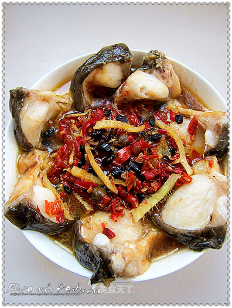 Lotus Fish with Chopped Peppers in Hunan Cuisine