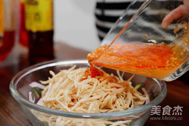 Secret Chicken Shredded with Red Oil recipe