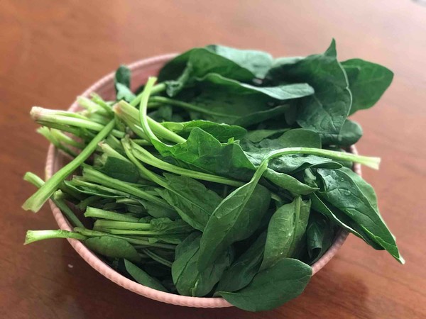 Spinach with Sesame Sauce recipe