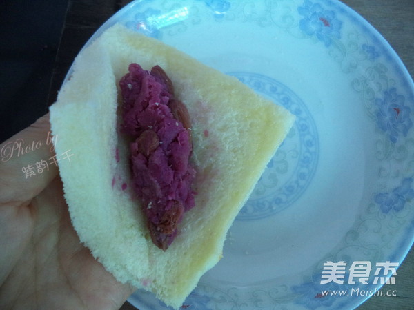 Guangdong Purple Sweet Potato Bread Corner recipe
