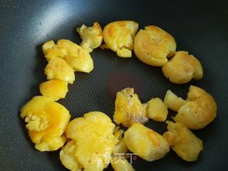 Pan-fried Baby Potatoes recipe