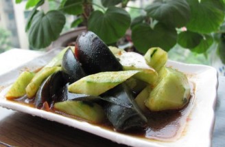 Preserved Egg with Cucumber recipe