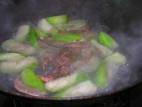Zucchini Shrimp Soup recipe