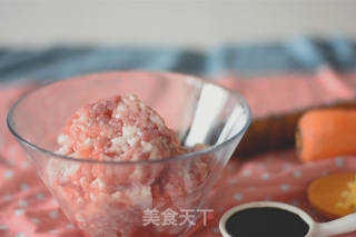 One Bite of Steamed Yam Meatballs recipe