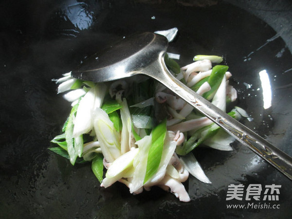 Fried Squid with Green Onions recipe