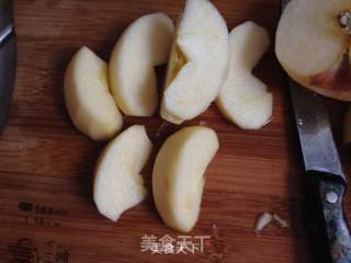 Resolving Phlegm and Relieving Cough--loquat Apple Sauce recipe