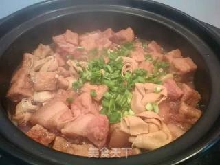 Stewed Pork Belly in Casserole recipe