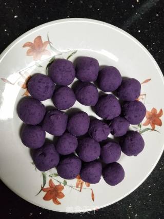 Purple Sweet Potato Coconut Ball recipe