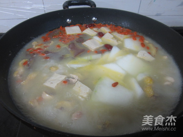 Medicated Chicken Hot Pot recipe