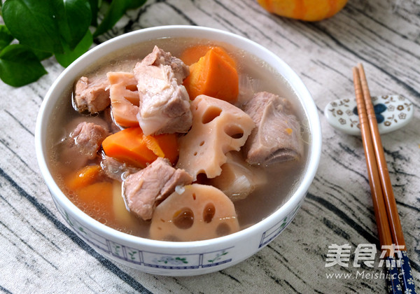 Stewed Pork Ribs with Lotus Root and Carrots recipe