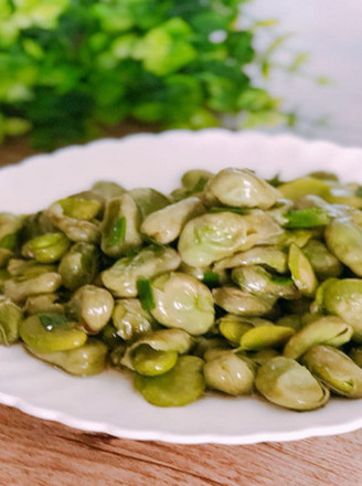 Broad Beans with Scallion Oil recipe