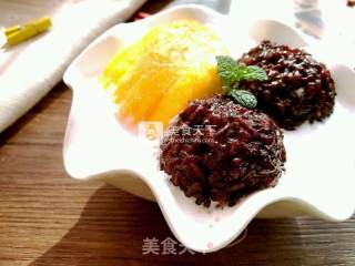 Mango White Snow Black Glutinous Rice Sweet and Sweet recipe