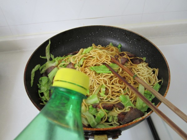 Fried Noodles with Barbecued Pork recipe