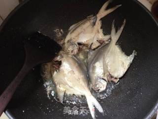 I Wish The Candidates A Leap Over The Dragon Gate--boiled Pomfret with Spicy Soy Sauce recipe