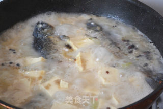 Crucian Tofu Soup recipe